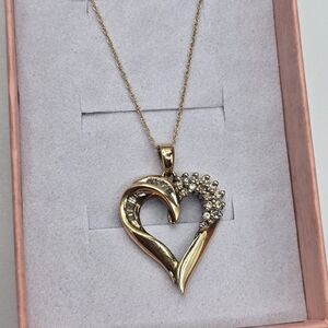 Vintage 10K Yellow Gold and Diamonds Heart Pendant. 10K CLASSIC piece